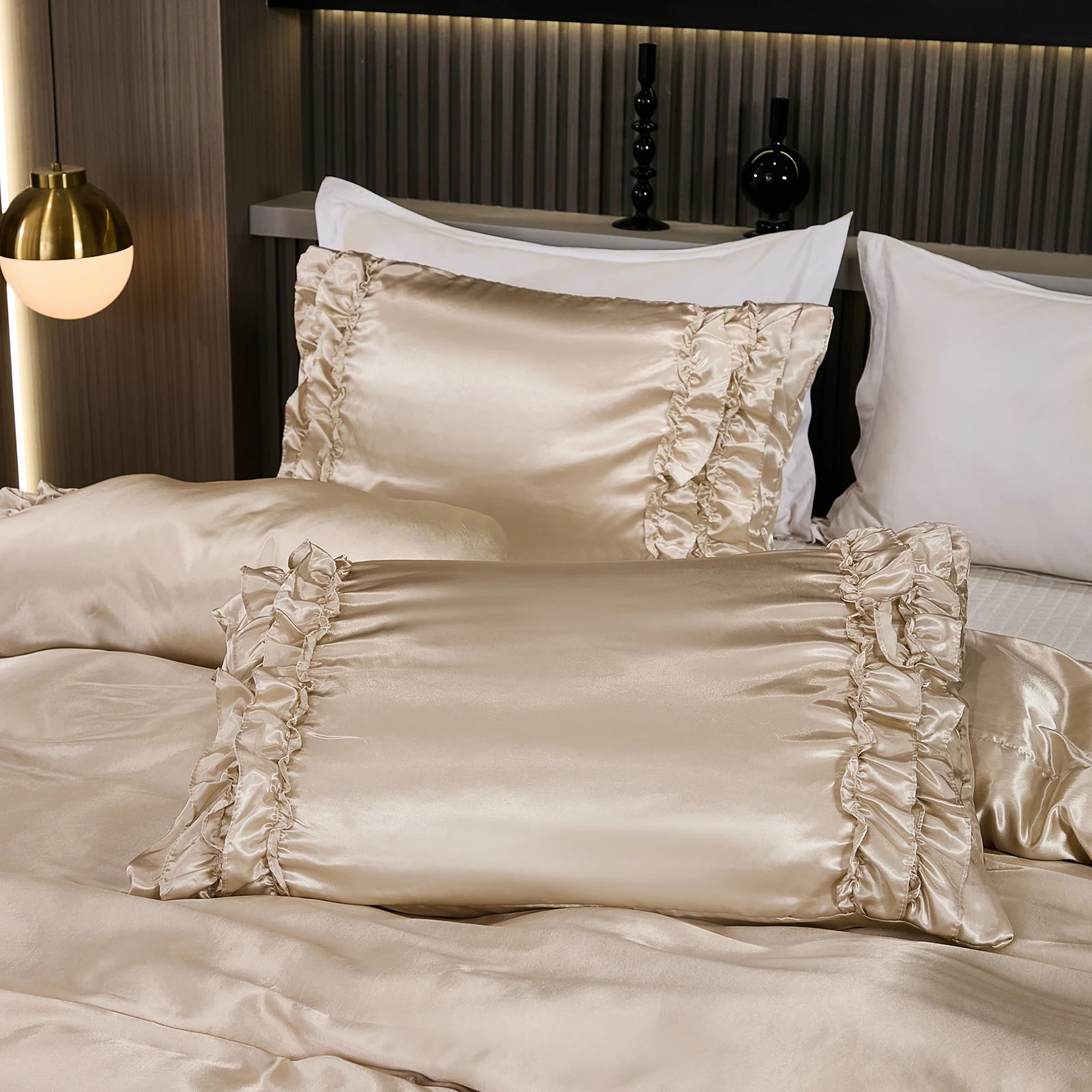 3PCS Satin Duvet Cover Set Silk White Khaki And Pink Bedding Comforter Cover Silky Ruffle Pattern Luxury Silky Bed set Soft
