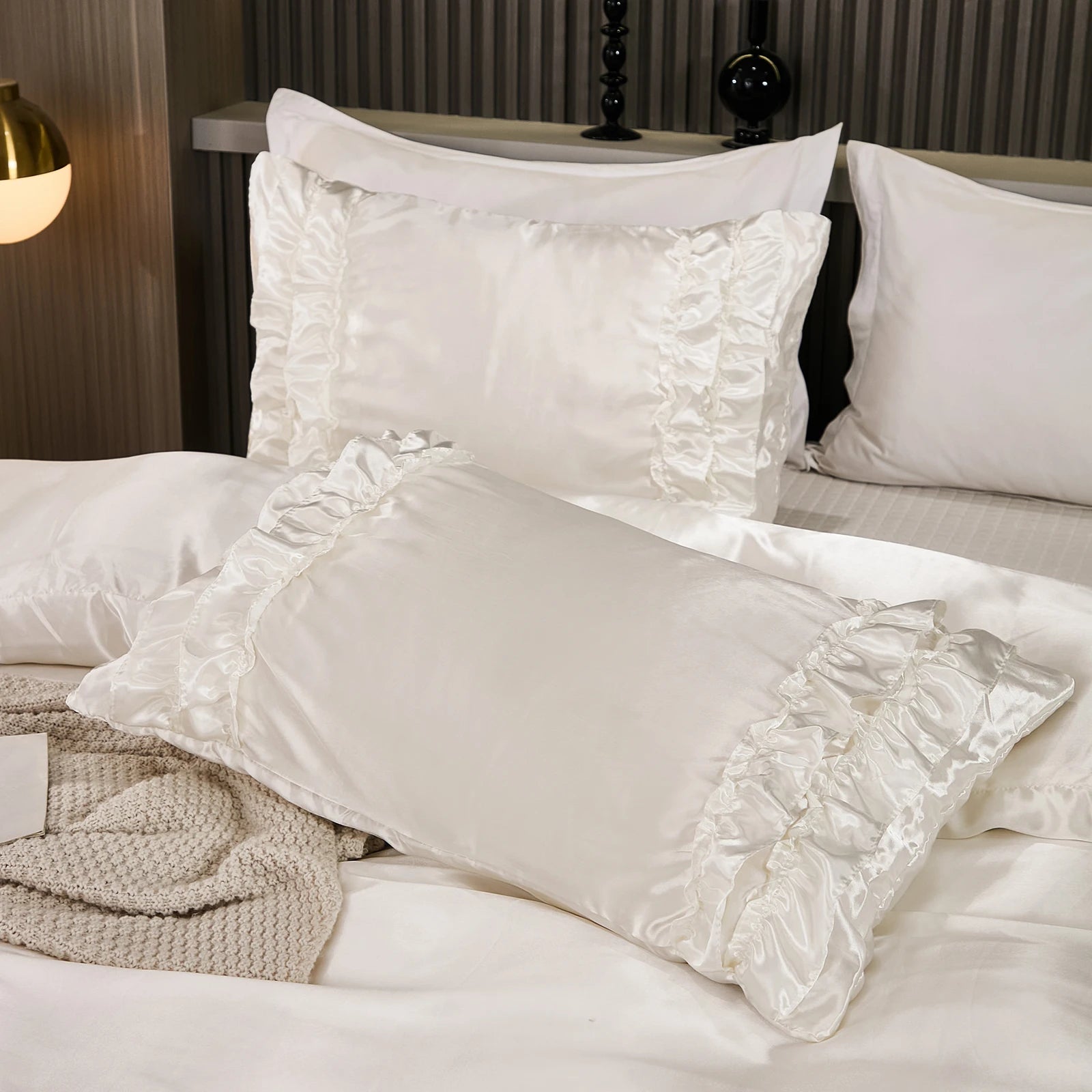 3PCS Satin Duvet Cover Set Silk White Khaki And Pink Bedding Comforter Cover Silky Ruffle Pattern Luxury Silky Bed set Soft