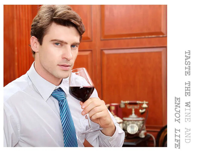 Unbroken Plastic Wine Glass Goblet High Quality Transparent Tritan Plastic Material Lightweight Food-Grade Cup 420ml