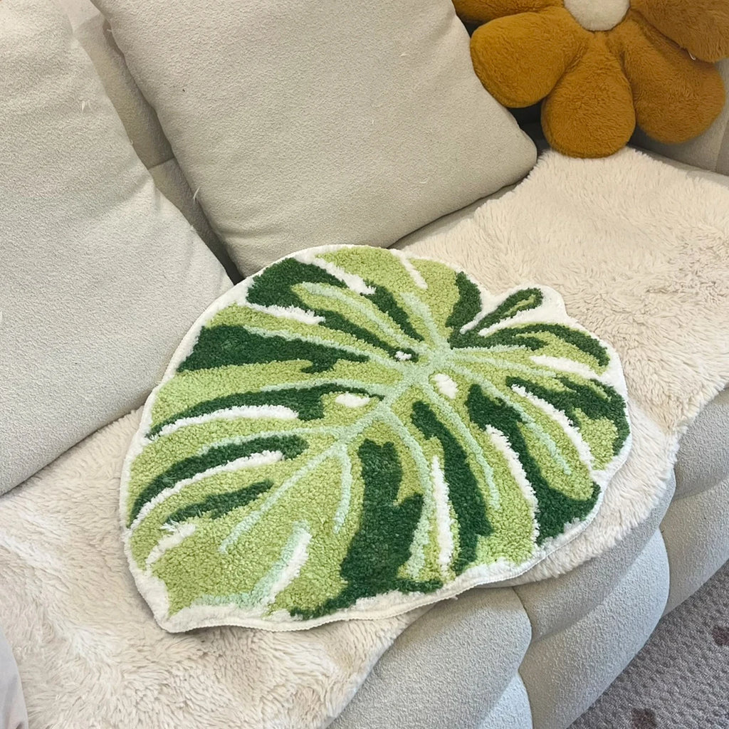 Green Leaf Monstera Tufted Rug – Palm Shaped Anti Slip Bathroom and Entryway Floor Mat