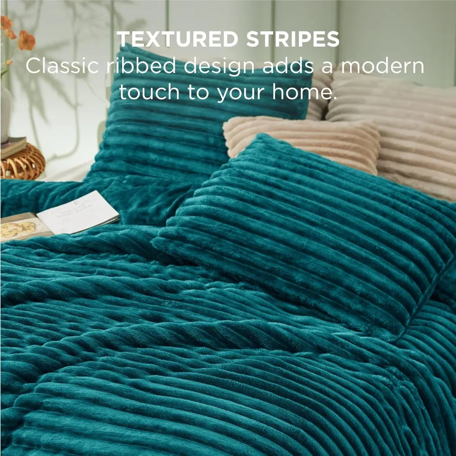 King Size Fluffy Comforter Set - Super Soft Teal Faux Fur Bedding Warm Plush Fleece Winter 3-Piece Set with Shaggy Fuzzy All Se