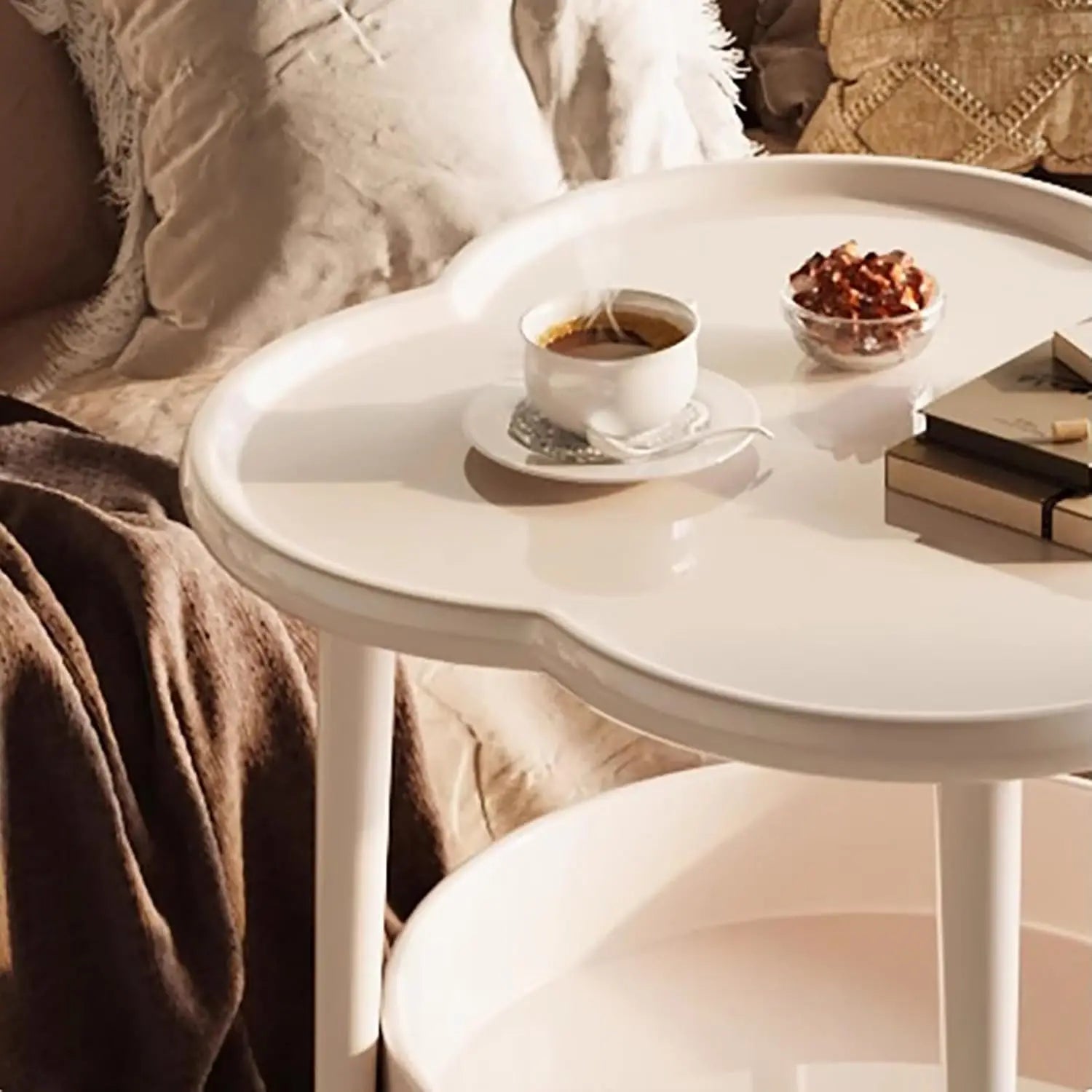 2-Tier Round End Table Flower Shape Side Table with Storage Basket White Nightstand Bedside Table for Living Room Bedroom Office