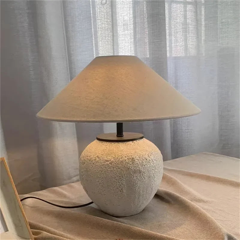CEDRIC Contemporary Ceramic Table Lamp American Retro Creativity Living Room  Study Villa Hotel Homestay Desk Light