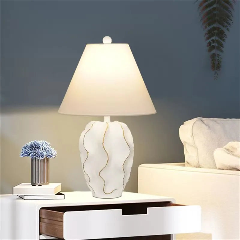 Contemporary Luxury Table Lamp LED Personality Creativity Living Room Bedroom Study Villa Hotel Bedside Household Desk Light