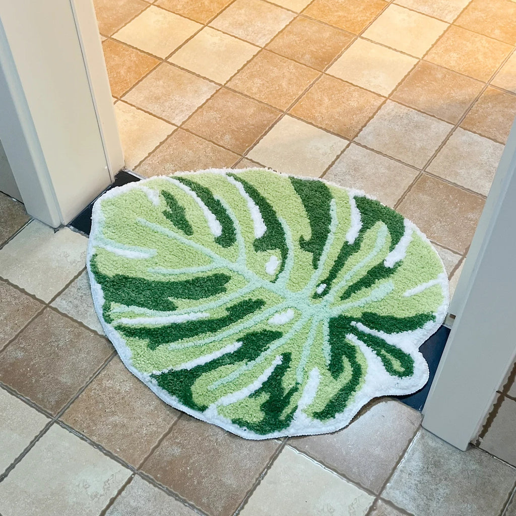 Green Leaf Monstera Tufted Rug – Palm Shaped Anti Slip Bathroom and Entryway Floor Mat