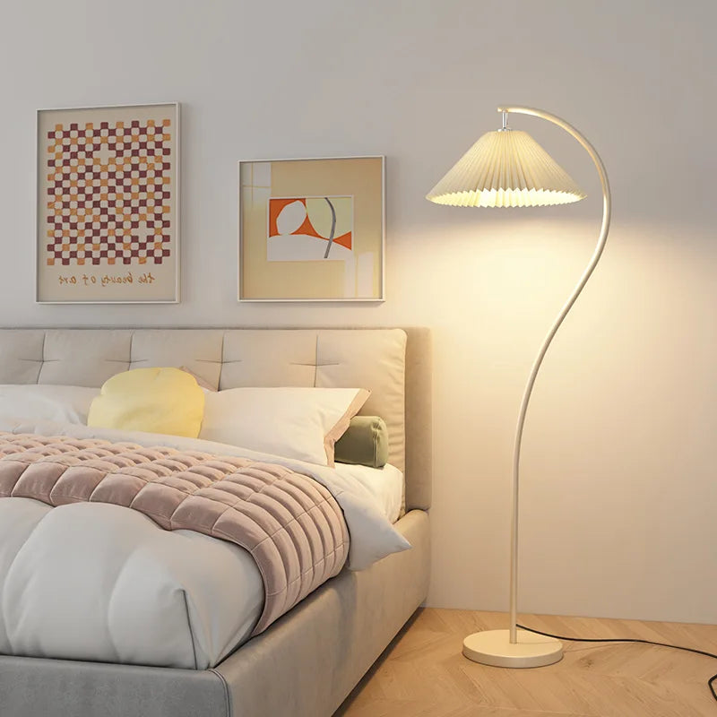 Modern Interior Luxury Art Designer Floor Lamp for Living Room Bedroom Reading Floor Lamp