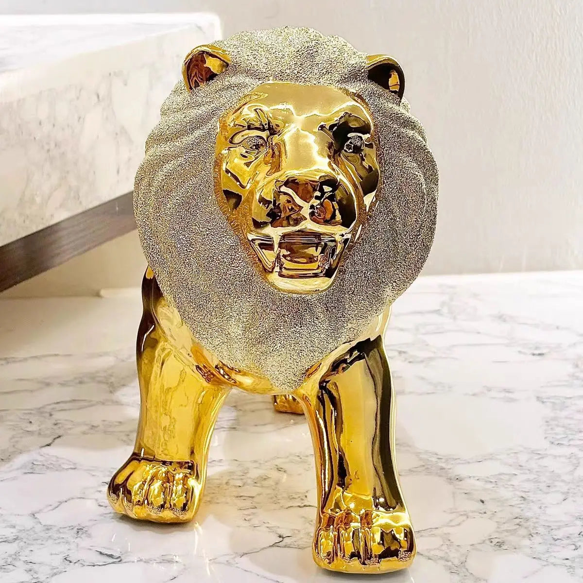 35CM Gold Animal Decor Lion Ceramics Decor Statue Home Decor Creative Simulation Statue Ornament
