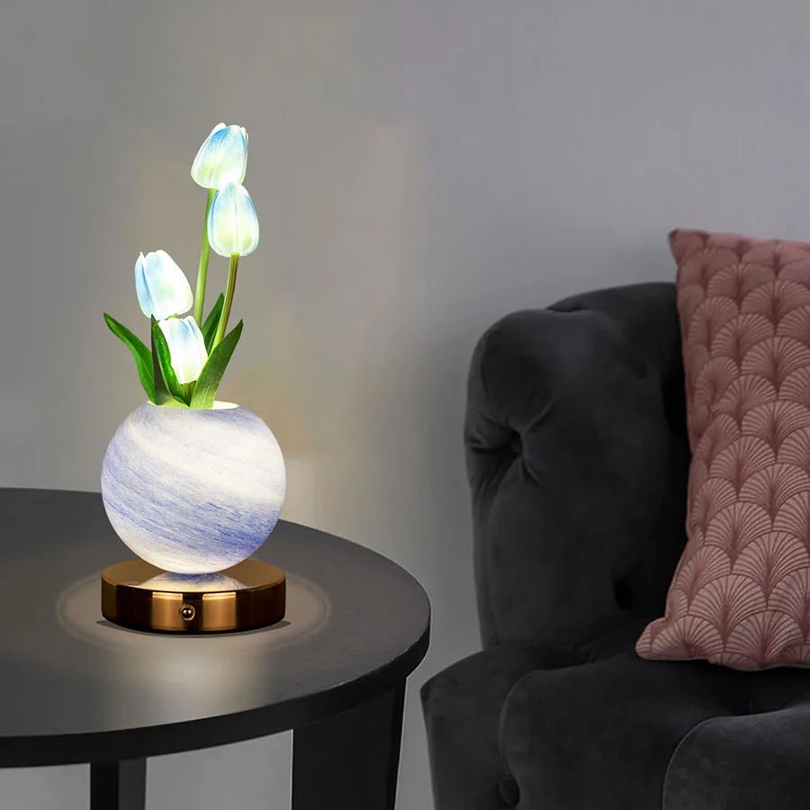 Tulip LED Night Light USB Rechargeable Desk Decor Lamp Simulation Bouquet Table Lamp Bedroom Bedside Atmosphere Light Ornaments