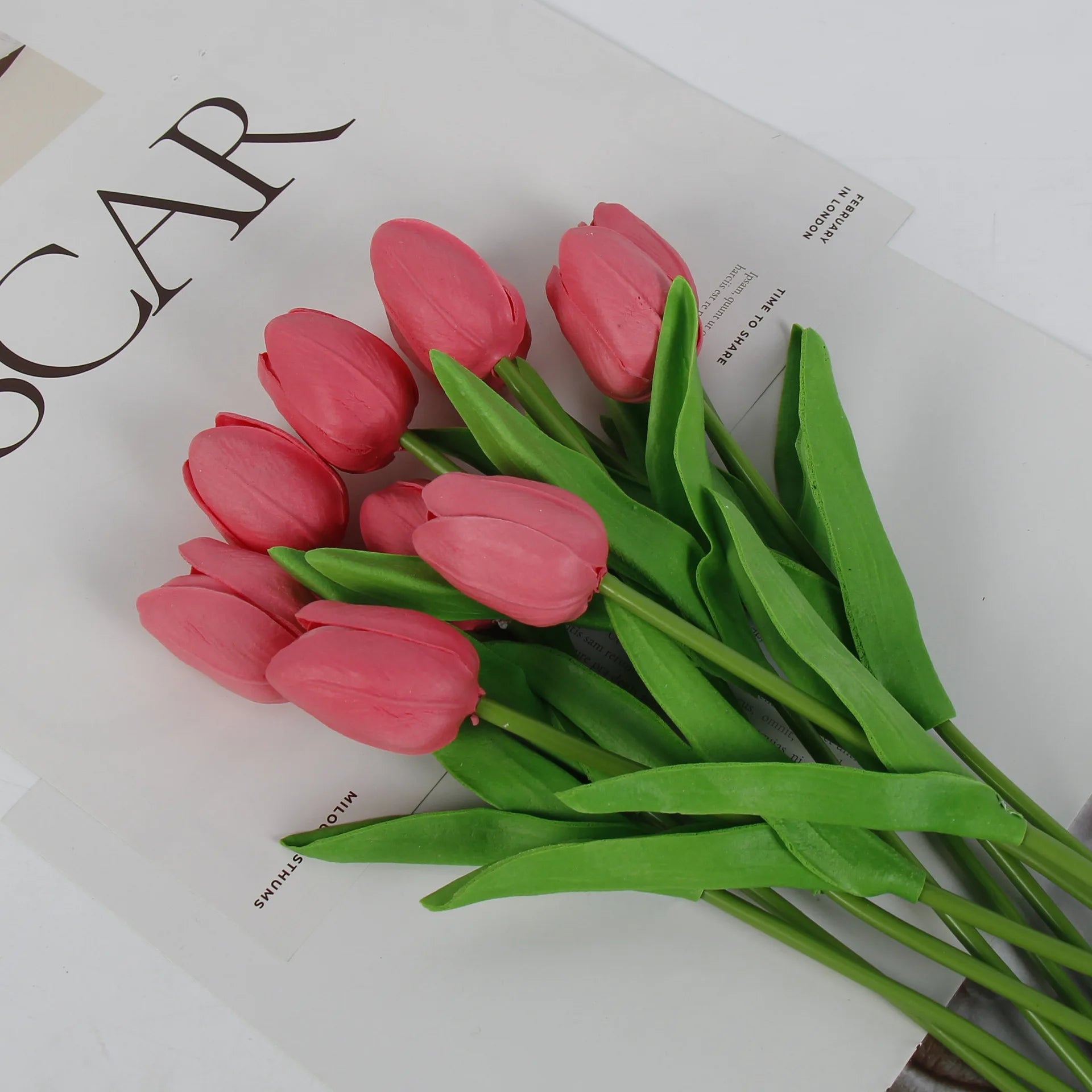 Artificial Tulip Stems – White PE Foam Flowers (33 cm, 1 / 3 / 5 / 10 Pack)