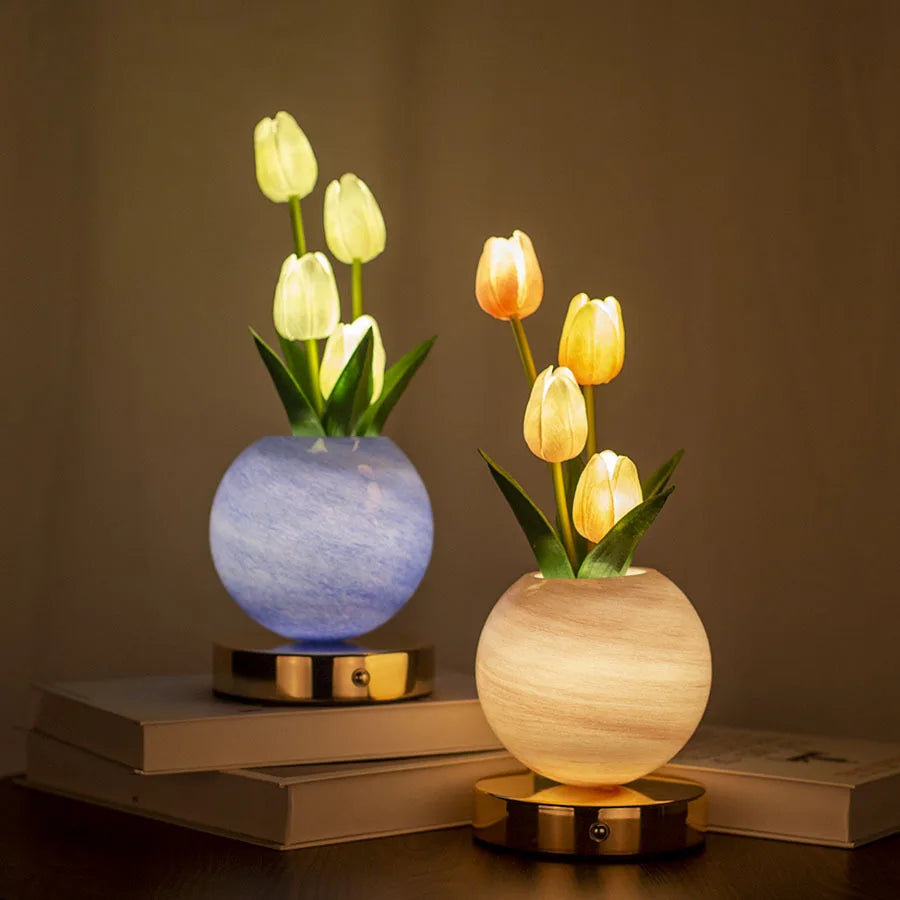 Tulip LED Night Light USB Rechargeable Desk Decor Lamp Simulation Bouquet Table Lamp Bedroom Bedside Atmosphere Light Ornaments
