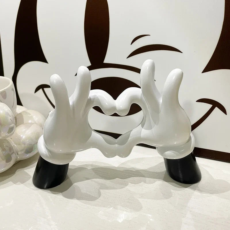 Aesthetic Hand Figurines Worship Money Creative Resin Sculpture Art Hand Statue Luxury Livingroom Decoration Desk Accessories