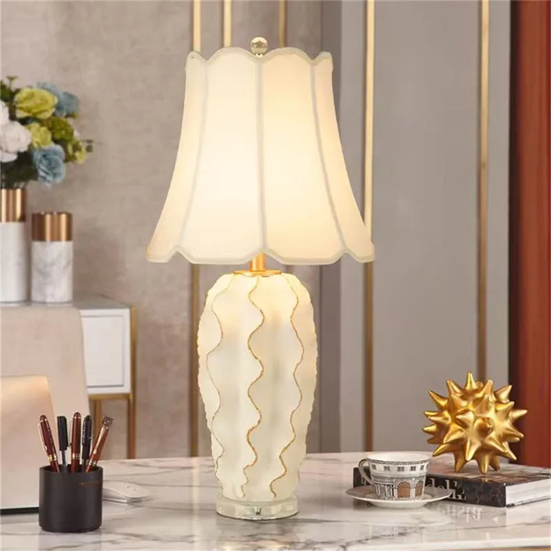 Contemporary Luxury Table Lamp LED Personality Creativity Living Room Bedroom Study Villa Hotel Bedside Household Desk Light