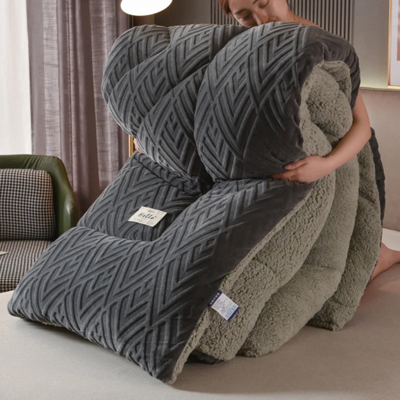 Embossed Velvet Thickened Warm Winter Comforter Soft Solid Color Coral Fleece Weighted Blanket for Bed Queen Size Sleeping Quilt