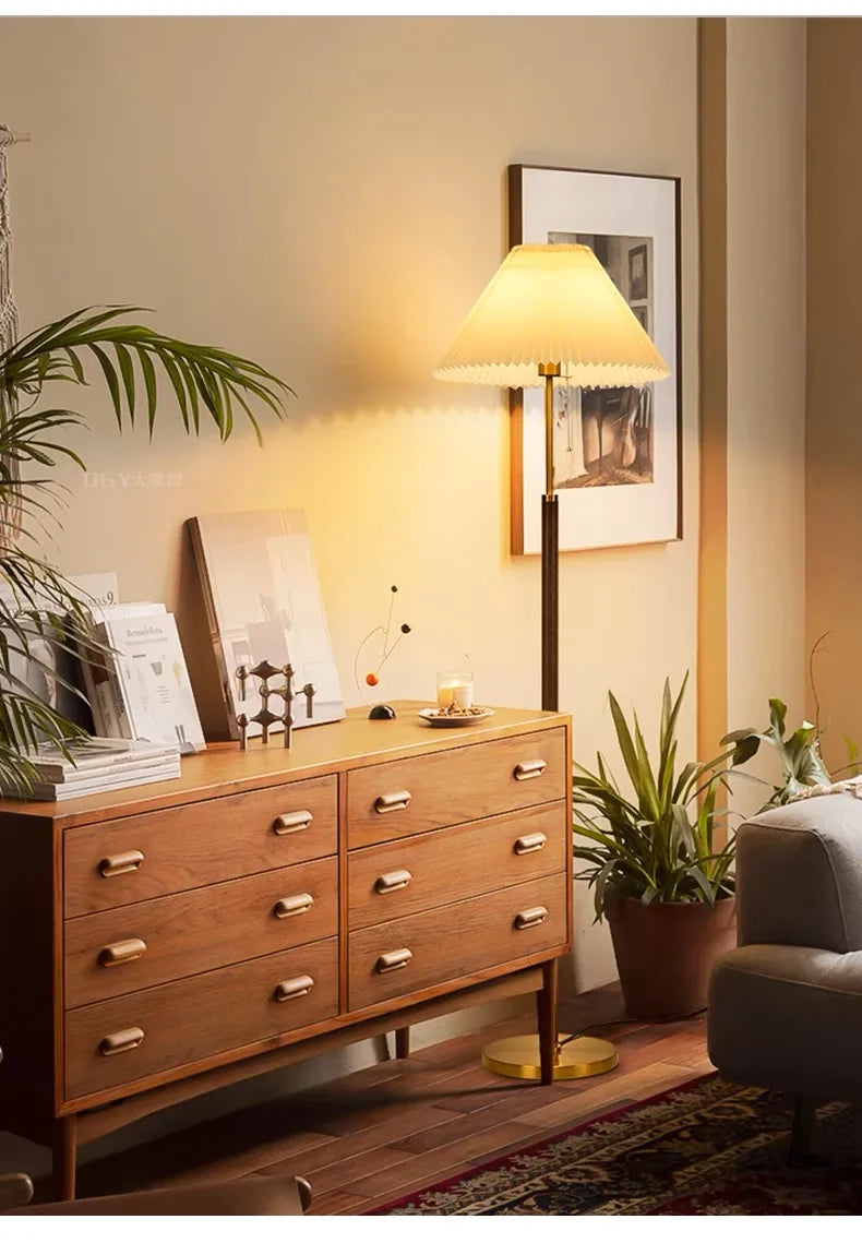 Mid-Century Pleated Floor Lamp - Retro Luxe Lighting for Living Room Sofa/Bedside & Creative Minimalist Spaces
