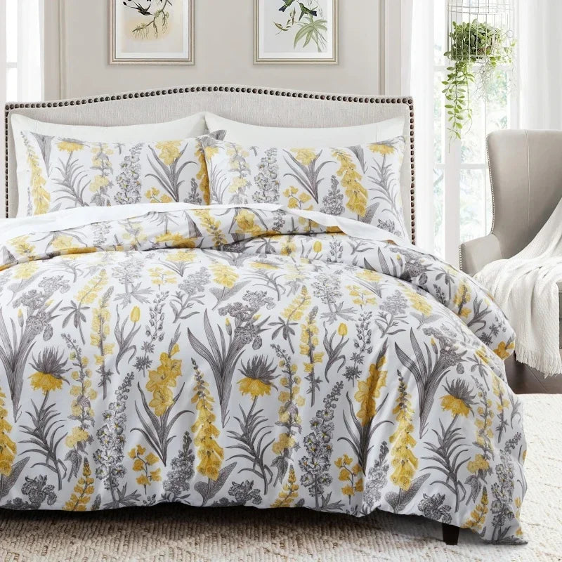 Grey Feather Duvet Cover Set – Full / Queen Reversible Boho Bird Plume Bedding Set