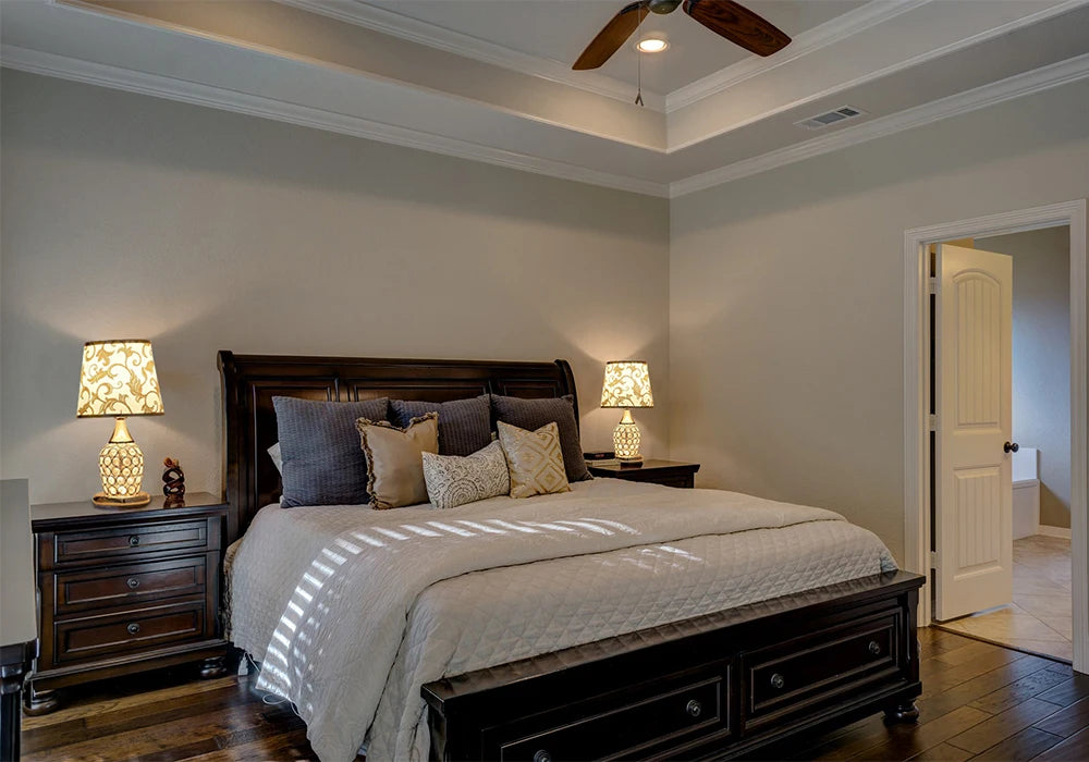 European-Style Crystal Table Lamp Ins Simple Modern Bedroom Warm Romantic Fashion Creative Decorative Bedside Lamp