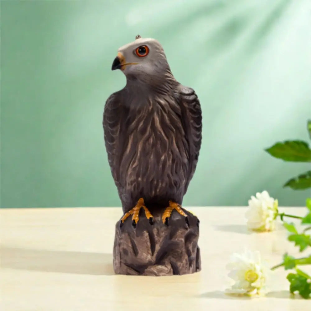 Lifelike Garden Eagle Statue Sturdy Waterproof Birds Decoy Hawk Realistic Resin Crafts Eagle Repellents Statue Home Garden Decor