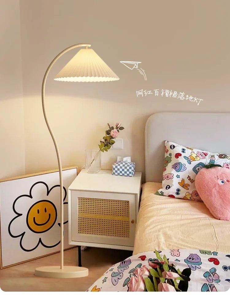 Modern Interior Luxury Art Designer Floor Lamp for Living Room Bedroom Reading Floor Lamp