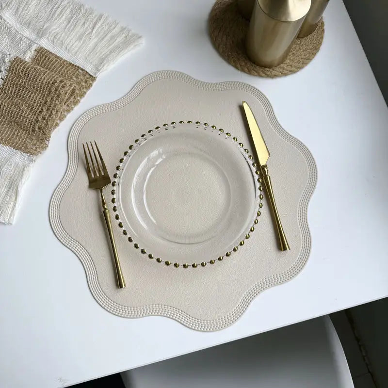 Round Flower-Shaped Faux Leather Placemats – Embossed Table Mats (1 / 6 / 10 Pack)