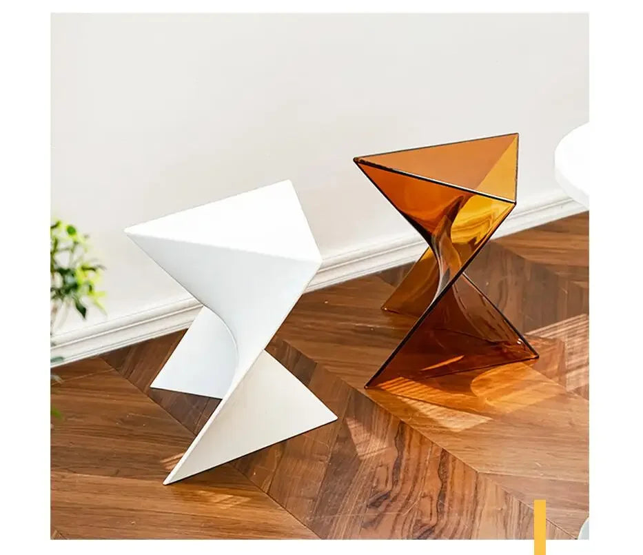 Light Luxury Coffee Table for Home, Transparent Acrylic Sofa Side Table, Designer Small Apartment Simple Bedside Table