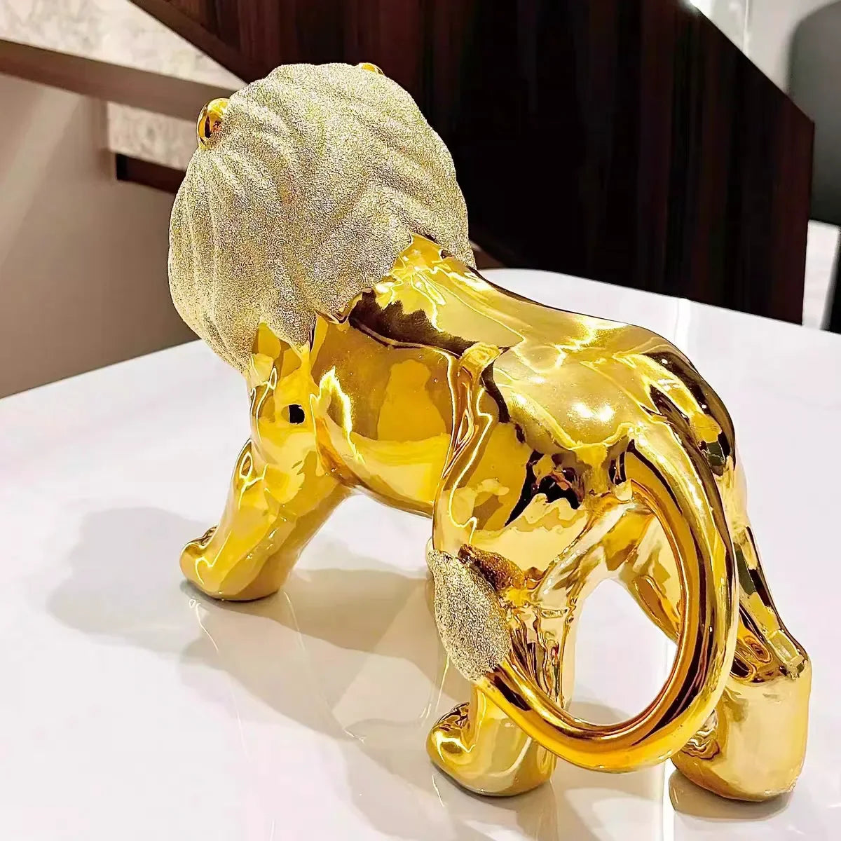 35CM Gold Animal Decor Lion Ceramics Decor Statue Home Decor Creative Simulation Statue Ornament