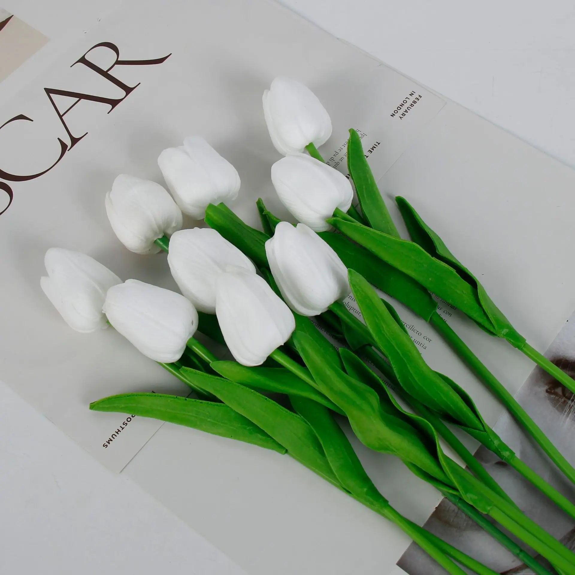 Artificial Tulip Stems – White PE Foam Flowers (33 cm, 1 / 3 / 5 / 10 Pack)