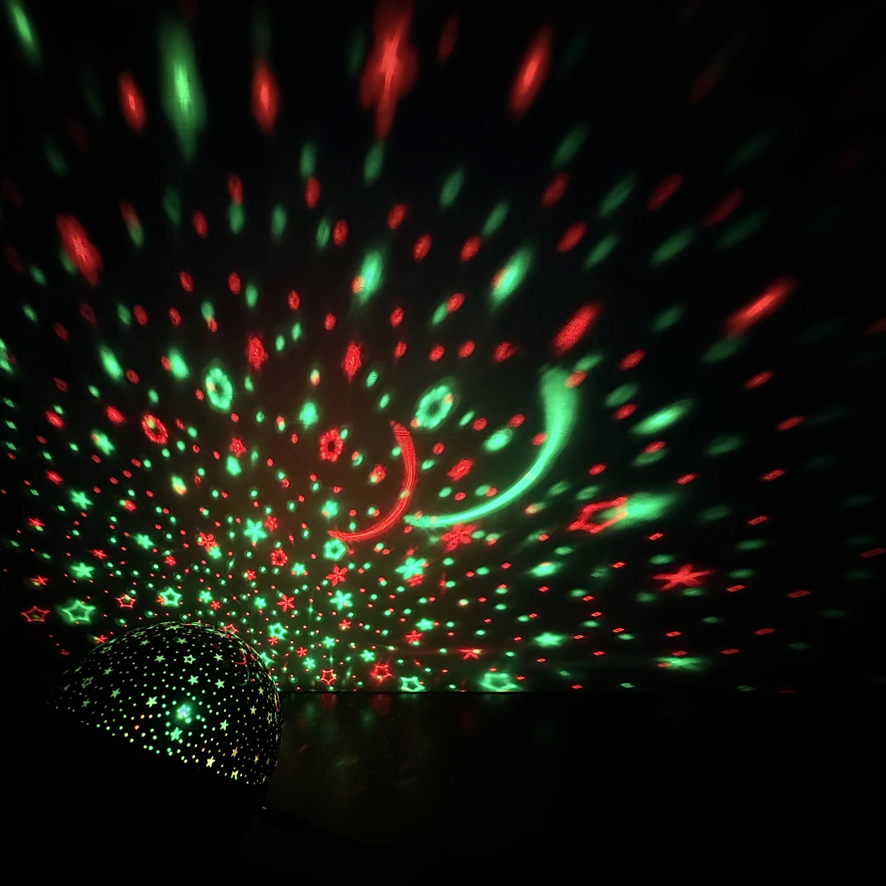 LED Starry Sky Projector Light Stars and Moon Projection 7 Modes Night Light USB Powered for Kids Room Party Decor Holiday Gifts