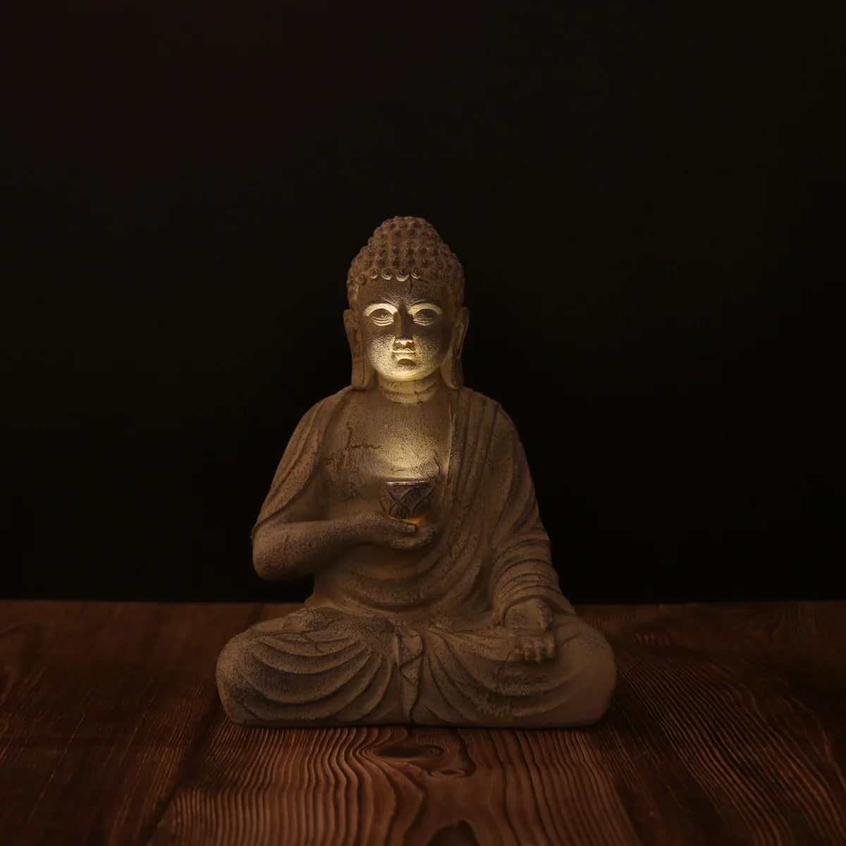Solar Buddha Statue with Light – Zen-Inspired Outdoor Decor