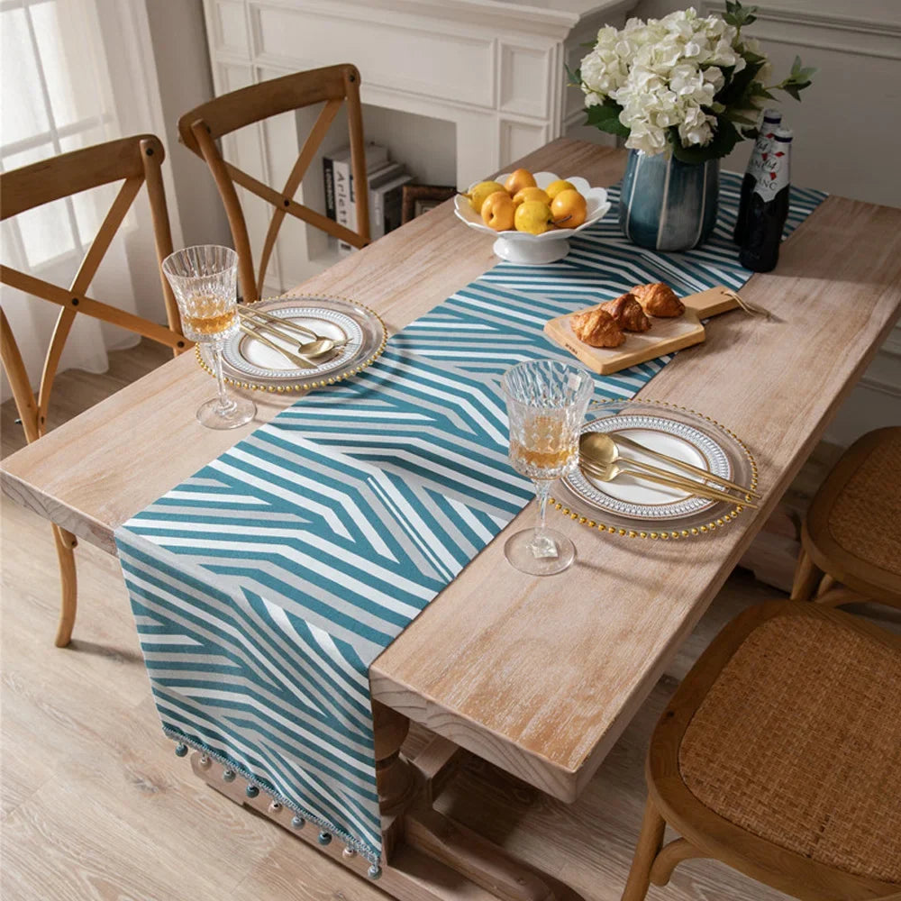 Clear Acrylic Charger Plate with Gold Beaded Rim – Decorative Dinner & Serving Plate