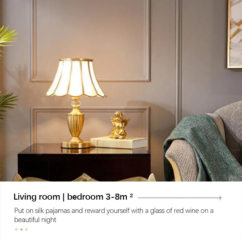 American Modern Brass Gold Desk Lamp LED Creative Retro Luxury Bedroom Bedside Glass Lamp Pure Copper Home Decoration Desk Lamp