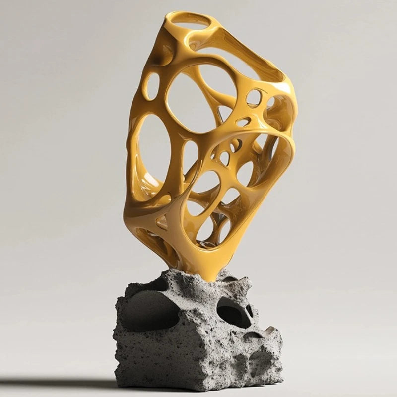 Creative Sculptures Luxury Golden Figurines Modern Resin Miniature for Living Rooms Artwork Decoration and Table Accessories