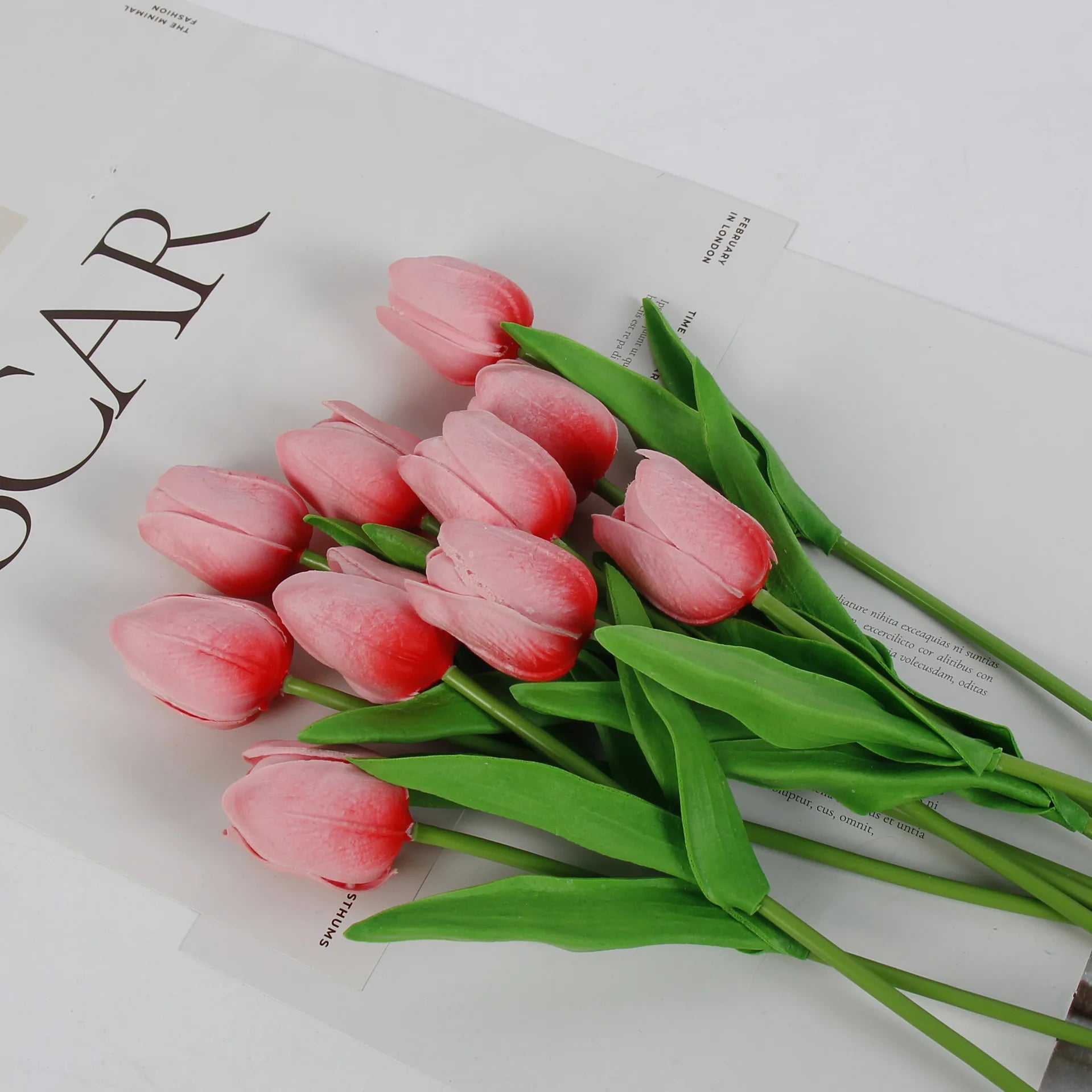 Artificial Tulip Stems – White PE Foam Flowers (33 cm, 1 / 3 / 5 / 10 Pack)