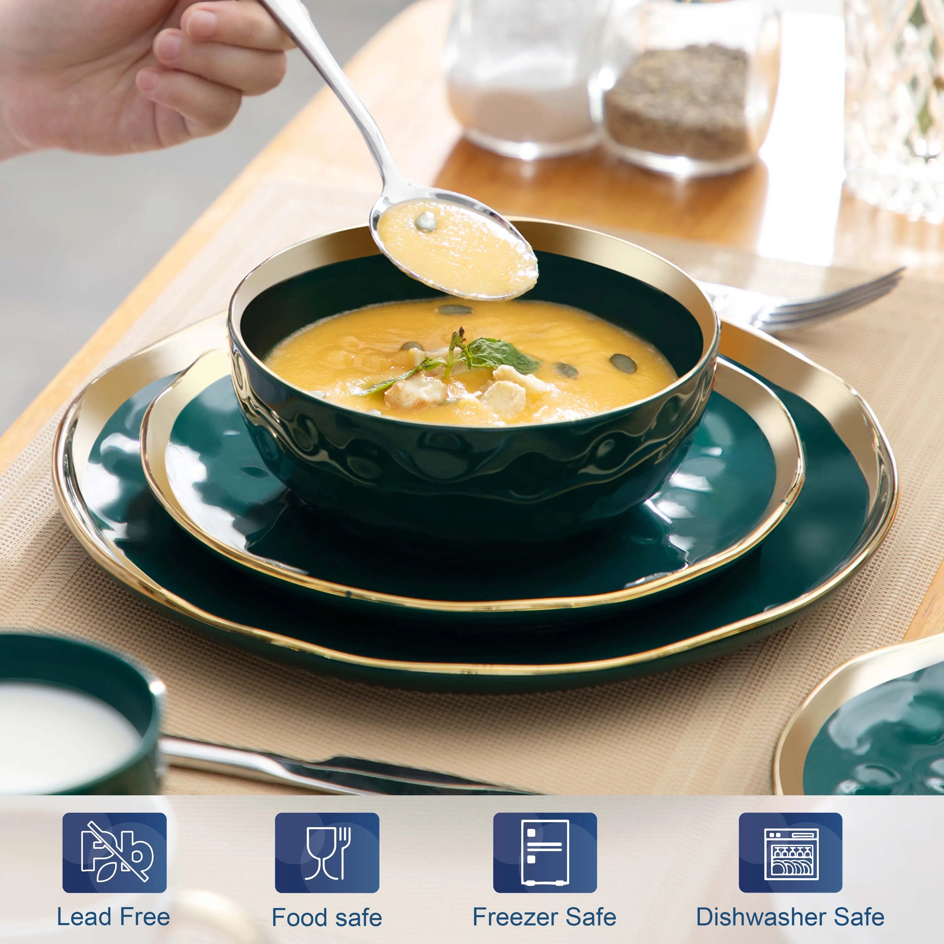 LOVECASA 16/32 Piece Green Porcelain Dinnerware Set with 4PCS Gold Trim Dessert Plate,Dinner Plate,Cup,Bowl Tableware Set