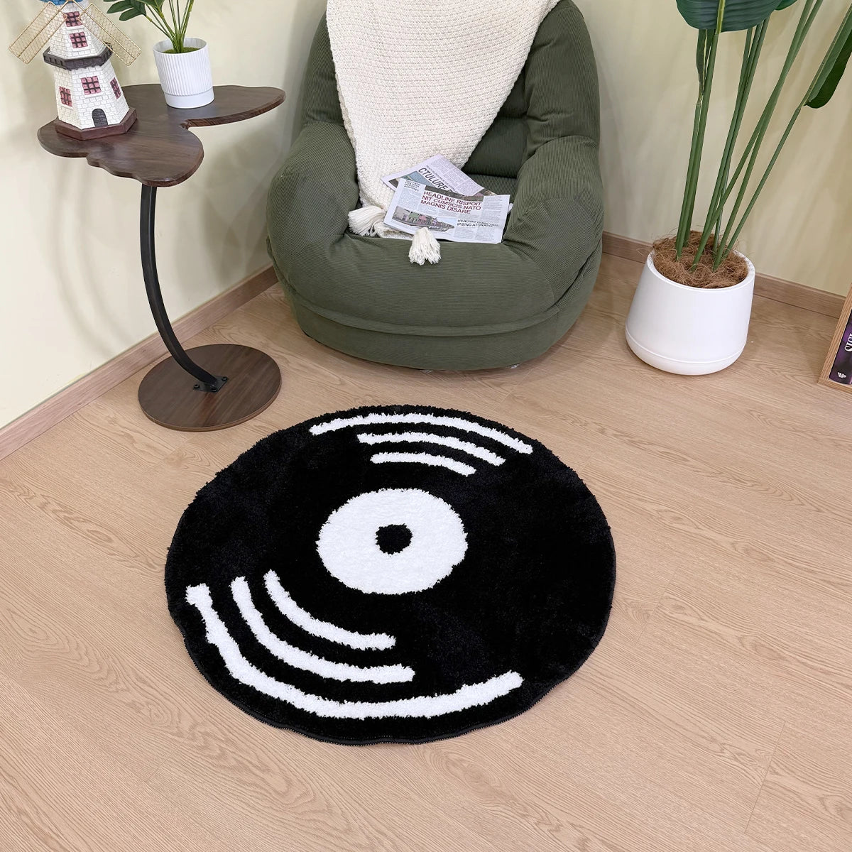 Creative Vinyl Record Tufted Rug Indoor Aesthetic Home Decoration Halloween Gifts Round Tufting Soft Rug Horror Movie Safety Mat