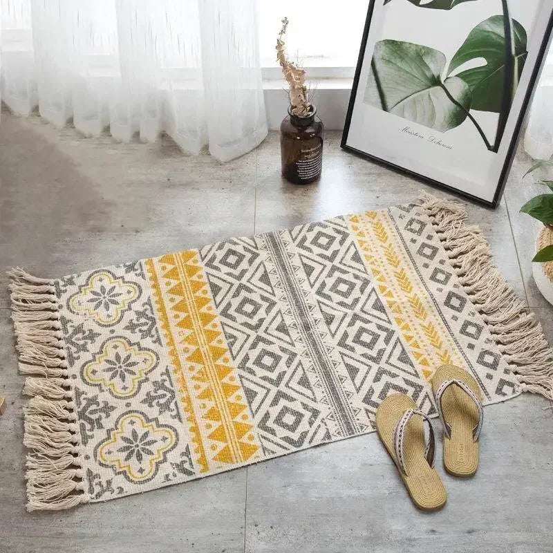 60*90CM Living Rooms Bedrooms Home Decor Retro Bohemian Hand Woven Cotton Linen Carpets Tassel Bedside Rug Geometric Floor Mat