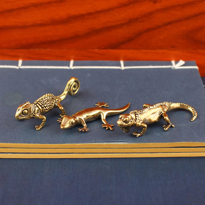 Gecko figure home decor Small Ornaments Antique Brass Animal Figurines Tea Pet Desk Decorations Home Decor Accessories