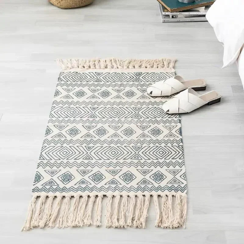 60*90CM Living Rooms Bedrooms Home Decor Retro Bohemian Hand Woven Cotton Linen Carpets Tassel Bedside Rug Geometric Floor Mat