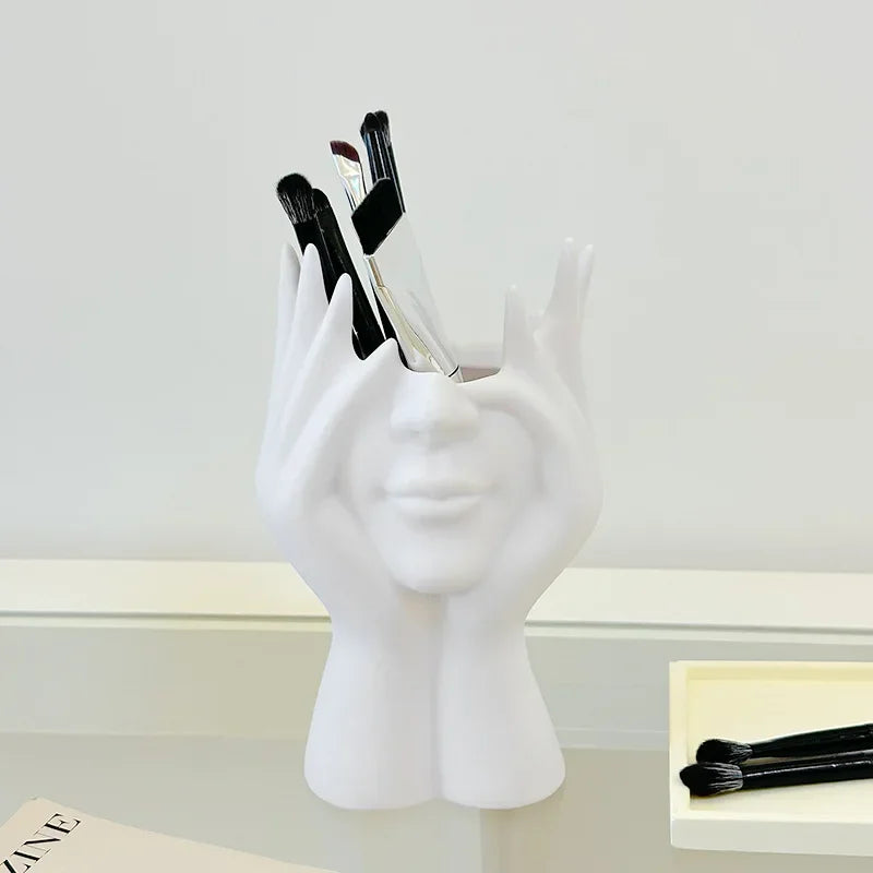 1PC Vinyl Figure Storage Holders Creative Human Body Art Styling Office Organizers Multifunctional Makeup Brush Holder