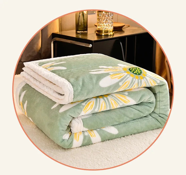 Coral Fleece Autumn Winter Warm Blankets for Bed 3 Layers Thicken Flannel Blanket Quilt Soft Comfortable Warmth Quilts Washable