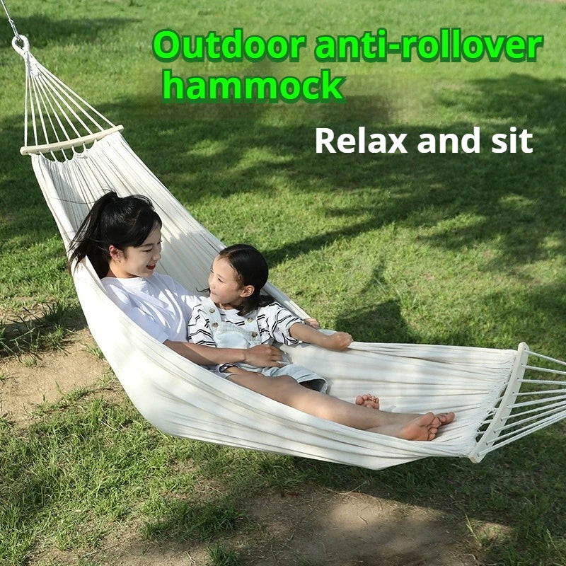 Hammock outdoor swing, anti - rollover for outdoor picnic, beach camping. Suitable for indoor use at home, for single or double