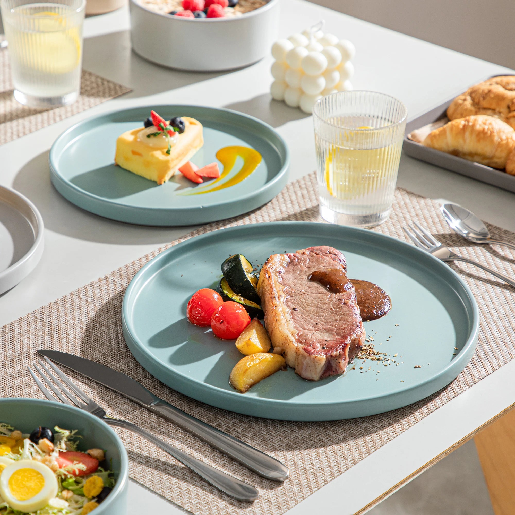 vancasso 12/24 Pcs Stoneware Dinnerware Set Mix-color Tableware Set with 4pcs Dinner Plate/Dessert Plate/Bowl For 4/8/12