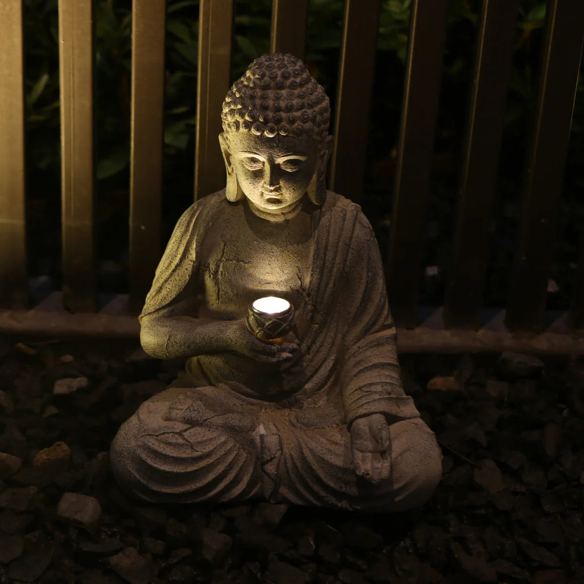 Solar Buddha Statue with Light – Zen-Inspired Outdoor Decor