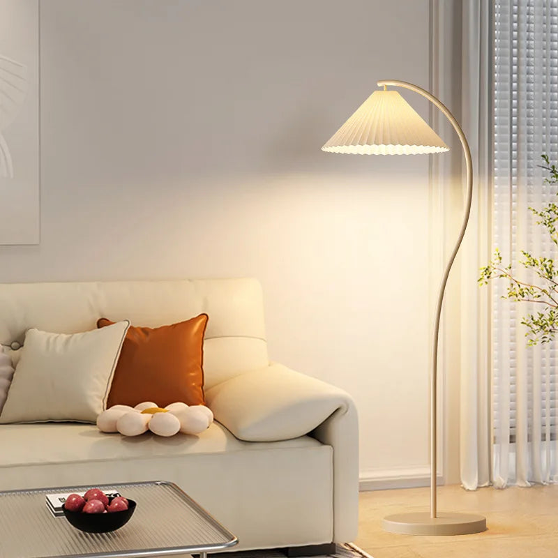 Modern Interior Luxury Art Designer Floor Lamp for Living Room Bedroom Reading Floor Lamp