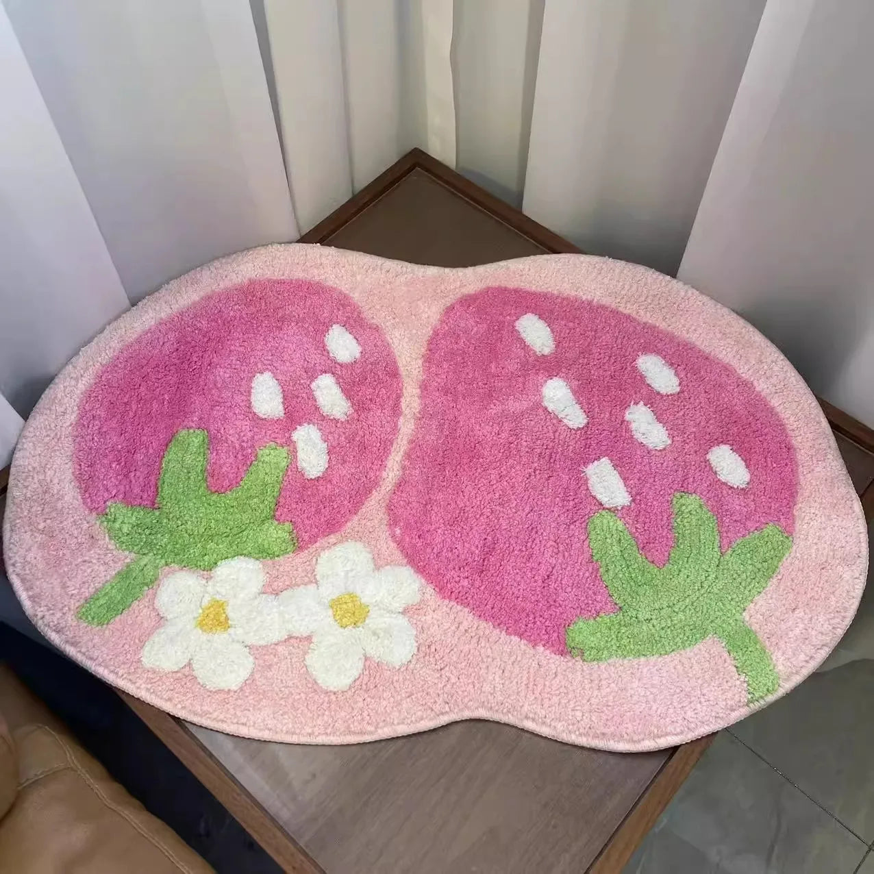 Cute Strawberry Flocking Bath Mat Pink Sweet Girls Home Decor Carpet Bedroom Bedside Rug Non-slip Hallway Entrance Door Mats