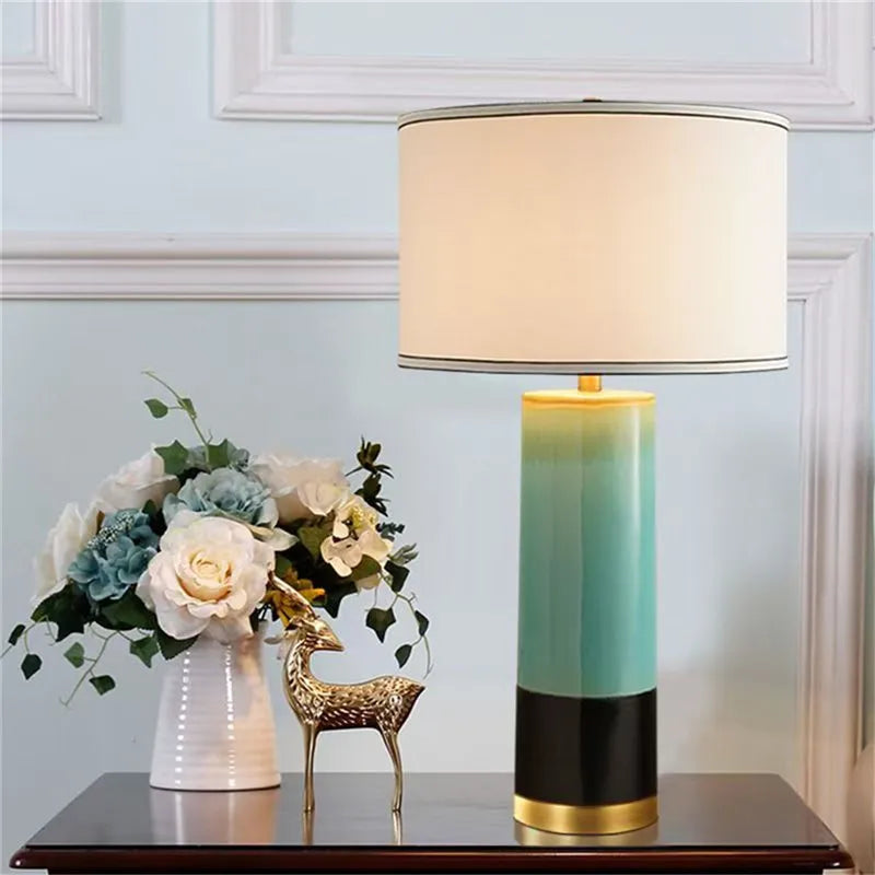 Contemporary Luxury Ceramic Table Lamp LED American Creativity Living Room Bedroom Study Villa Hotel Bedside Desk Light